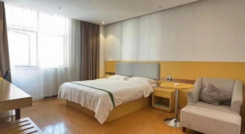 Bed in GreenTree Inn Huanggang City Wuxue City Kanjiang Avenue