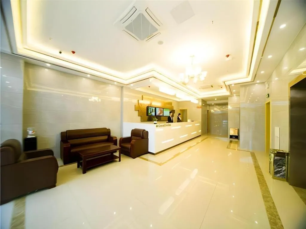 GreenTree Inn Huanggang City Wuxue City Kanjiang Avenue