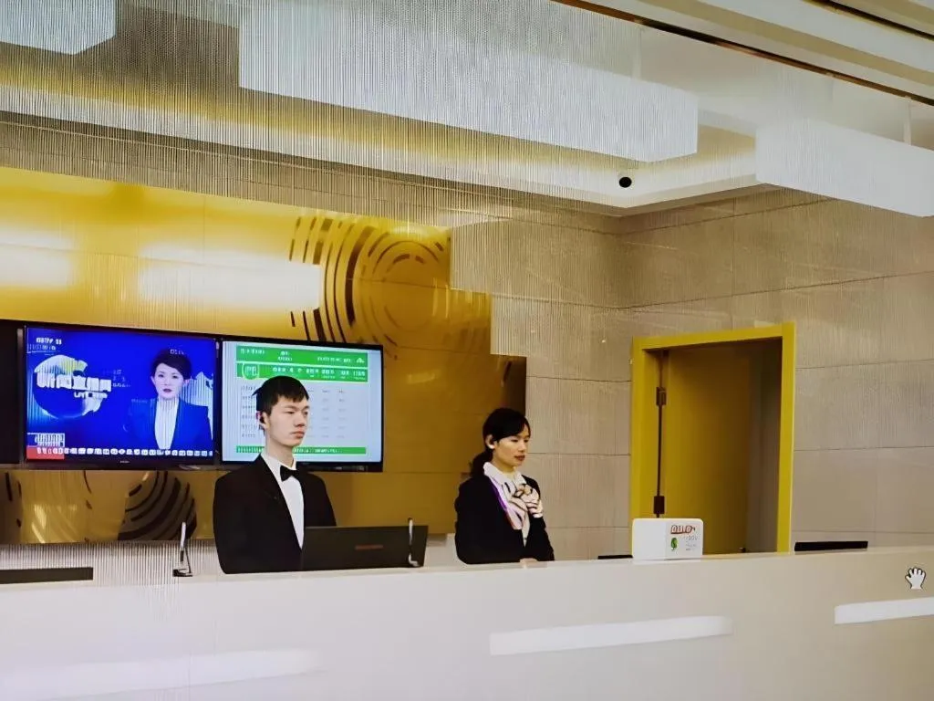 GreenTree Inn Huanggang City Wuxue City Kanjiang Avenue