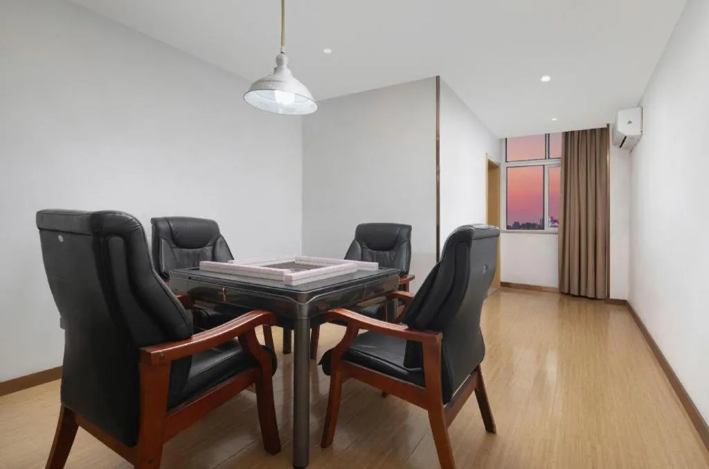 GreenTree Inn Huanggang City Wuxue City Kanjiang Avenue