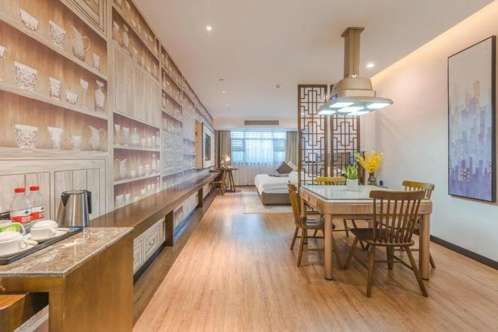 GME Hefei Qianshan North Road Phoenix City Hotel