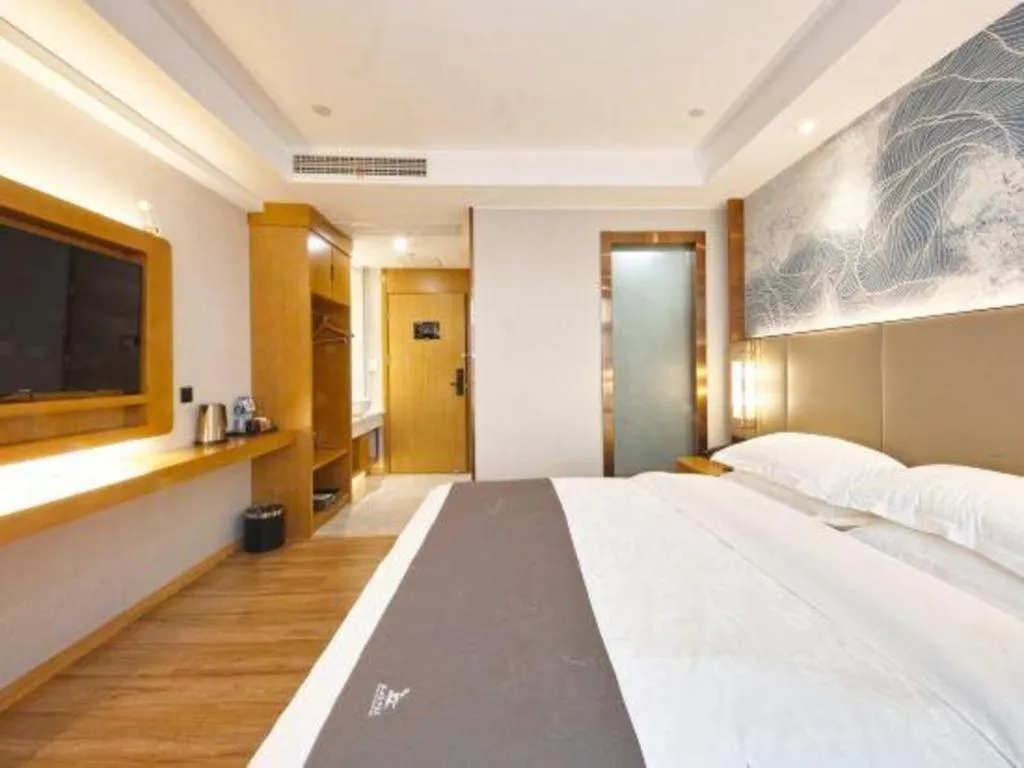 Bed in GreenTree Eastern Hotel Huai'an Bus Station Zhou Enlai Memorial