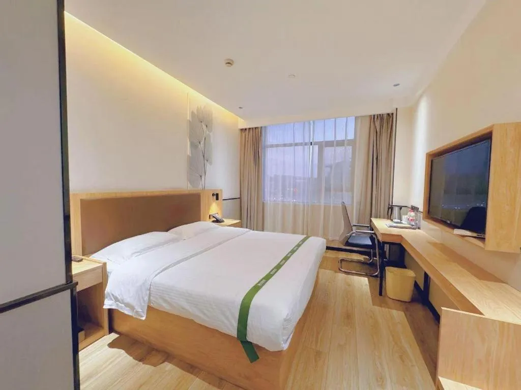 Bed in GreenTree Inn Nanjing Baijiahu