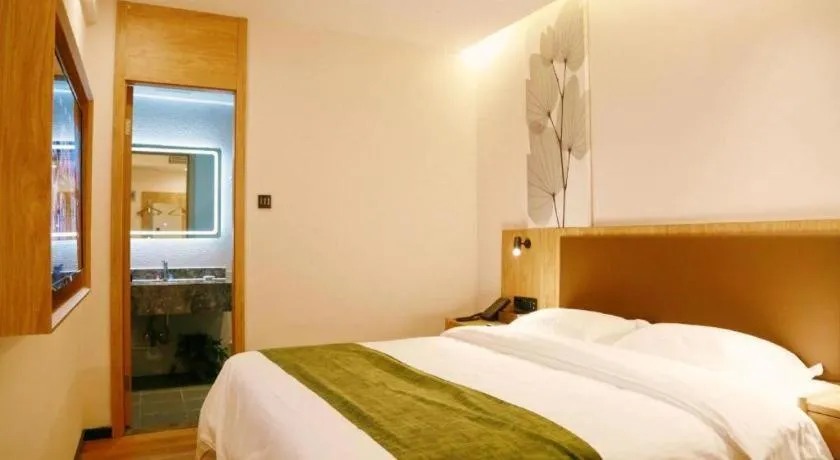Bed in GreenTree Inn Nanjing Baijiahu