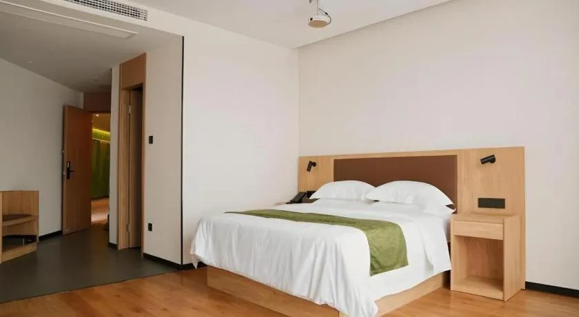 Bed in GreenTree Inn Nanjing Baijiahu