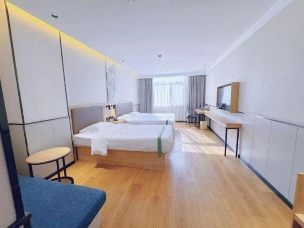 Bed in GreenTree Inn Nanjing Baijiahu