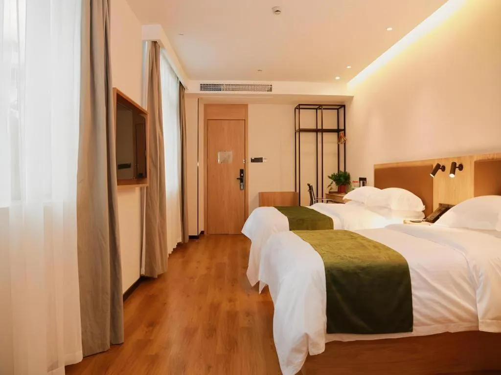 Bed in GreenTree Inn Nanjing Baijiahu