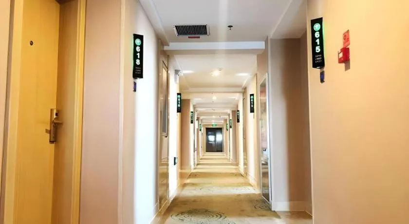 GreenTree Inn Urumqi Airport Tianyi International City