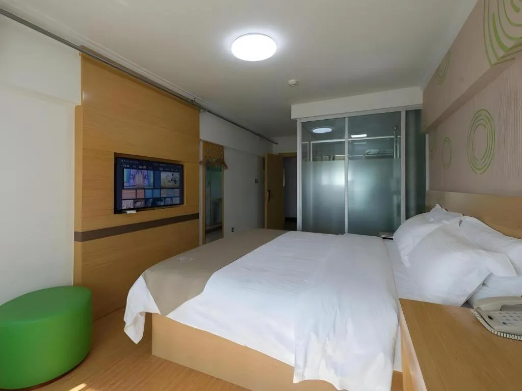 Bed in GreenTree Inn Qinhuangdao Changli County Guangyuan Life Square Duanyang Street East Section