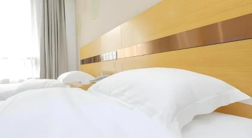 Bed in GreenTree Inn Jiaxin Puyuan Kaixuan Road