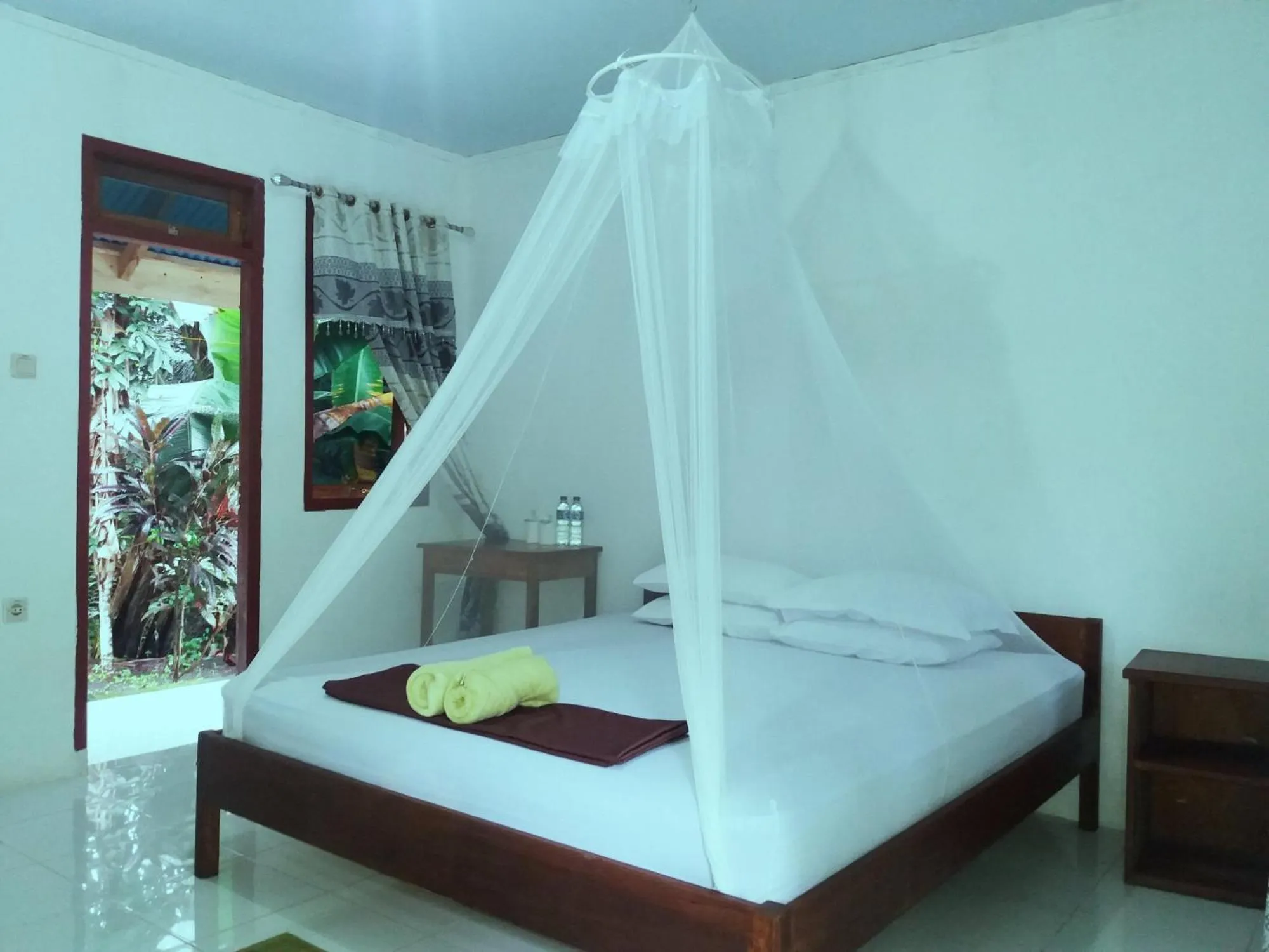 Bed in Tangkoko Macaca