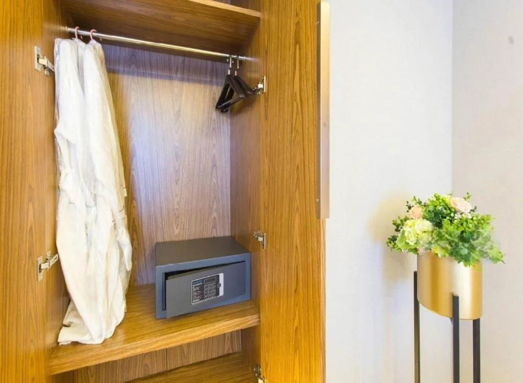 Yitel Collection Shenyang Hunnan Olympic Sports Center Caixia Street Metro Station