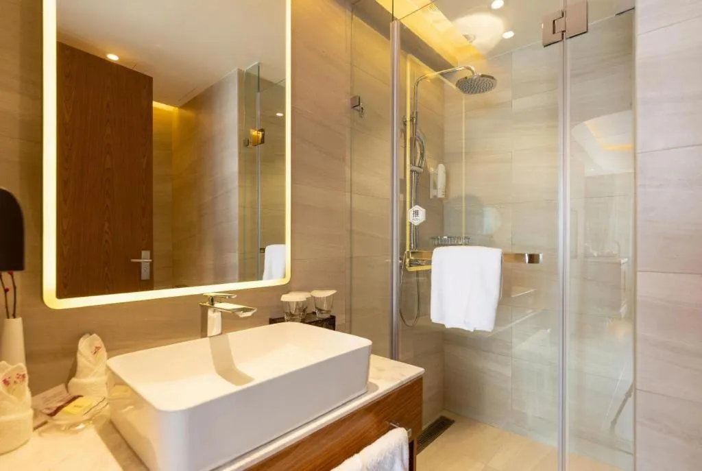 Yitel Collection Shenyang Hunnan Olympic Sports Center Caixia Street Metro Station