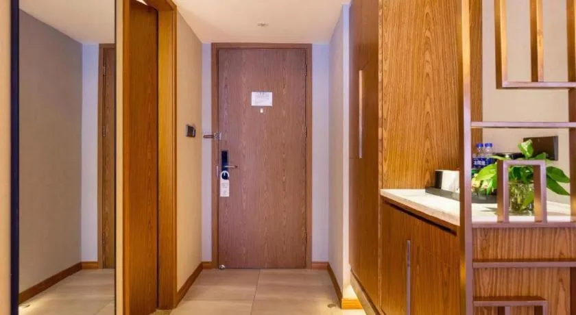 Yitel Collection Shenyang Hunnan Olympic Sports Center Caixia Street Metro Station