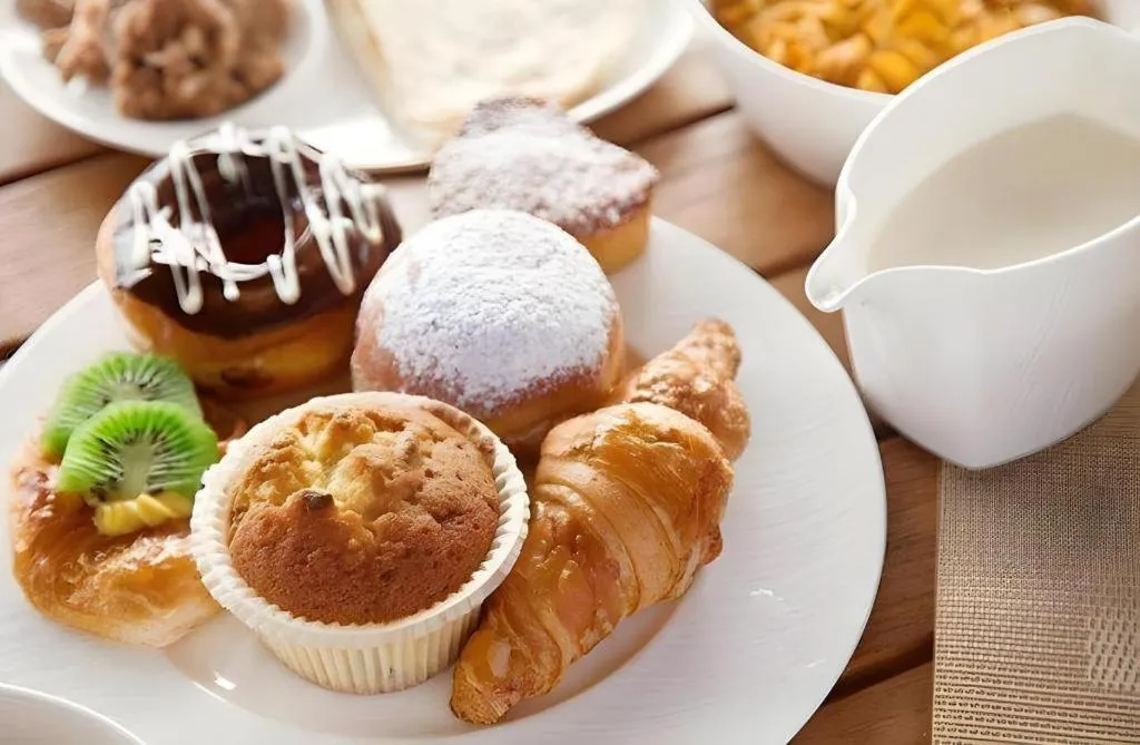 Yitel Collection Shenyang Hunnan Olympic Sports Center Caixia Street Metro Station