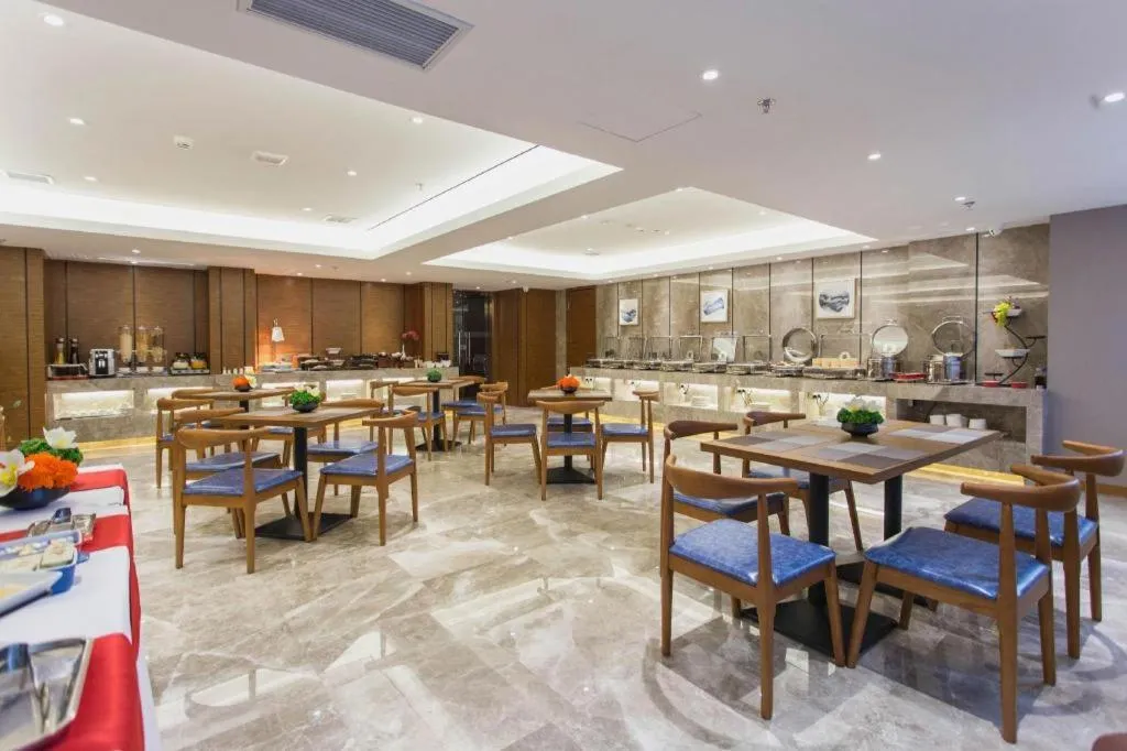 Yitel Collection Shenyang Hunnan Olympic Sports Center Caixia Street Metro Station