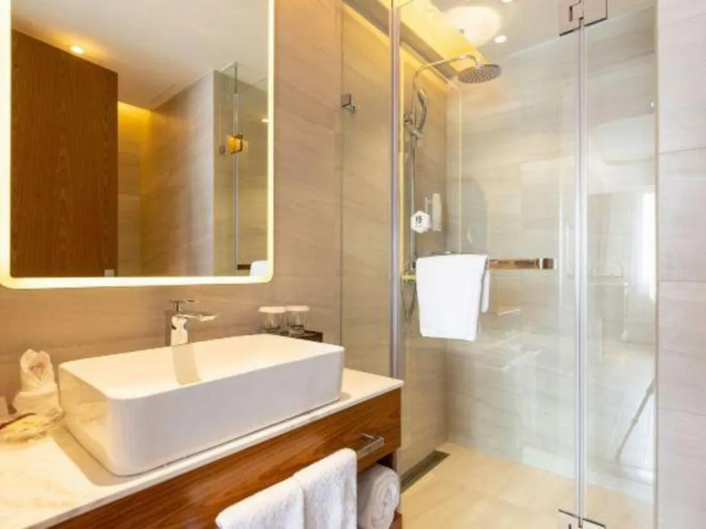 Yitel Collection Shenyang Hunnan Olympic Sports Center Caixia Street Metro Station