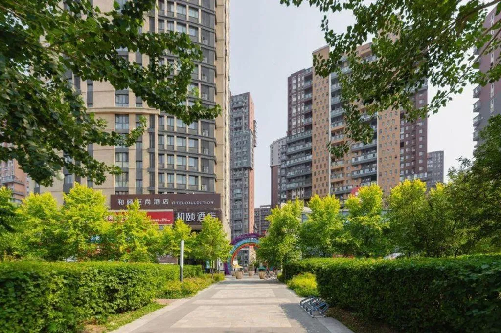 Yitel Collection Shenyang Hunnan Olympic Sports Center Caixia Street Metro Station