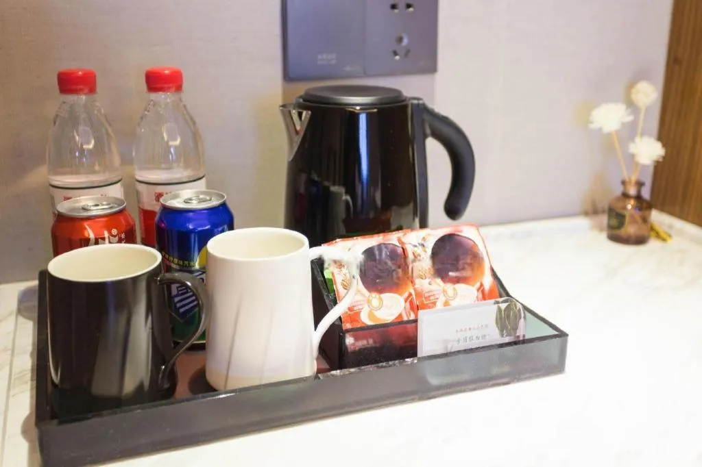 Yitel Collection Shenyang Hunnan Olympic Sports Center Caixia Street Metro Station