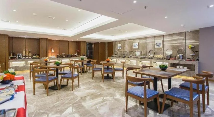 Yitel Collection Shenyang Hunnan Olympic Sports Center Caixia Street Metro Station