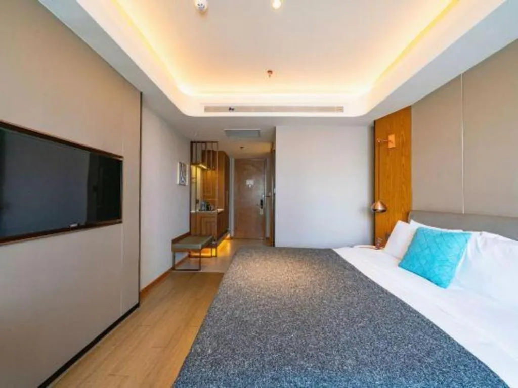 Bed in Yitel Collection Shenyang North Railway Station Metro Station