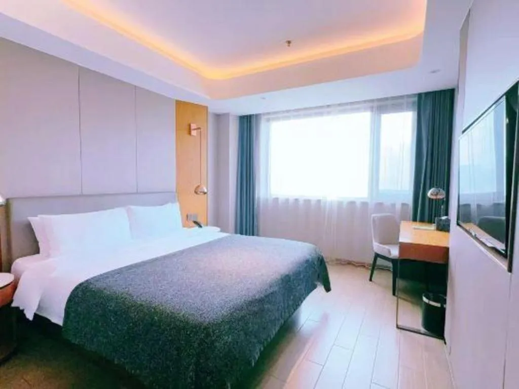 Bed in Yitel Collection Shenyang North Railway Station Metro Station