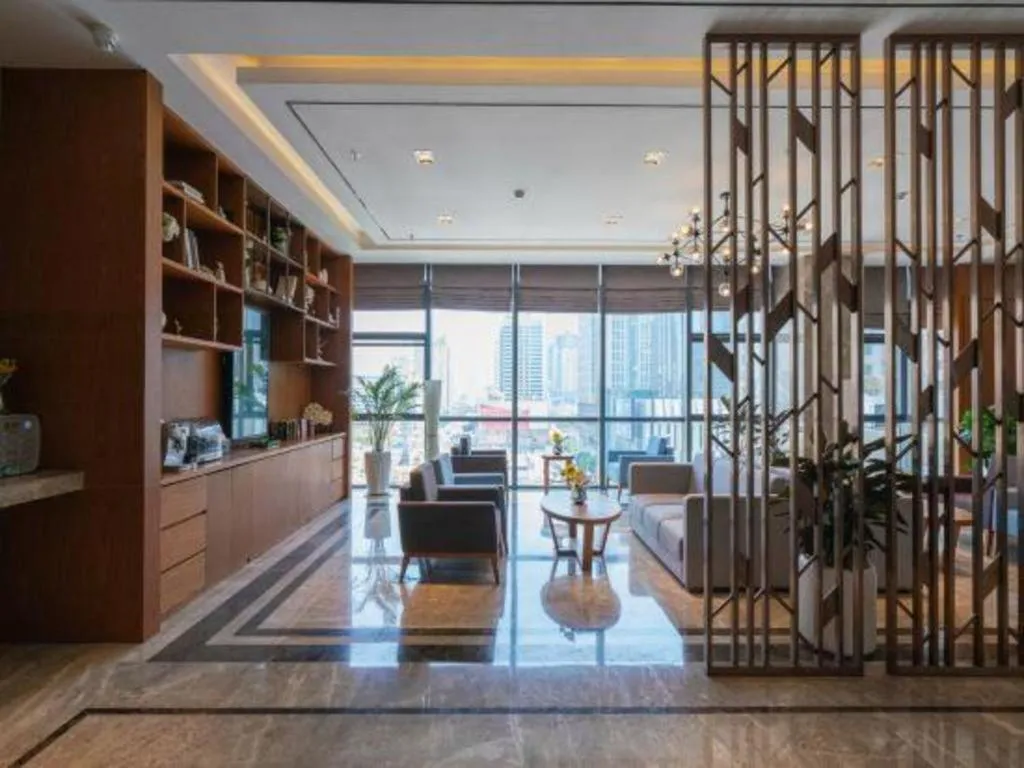 Yitel Collection Shenyang North Railway Station Metro Station