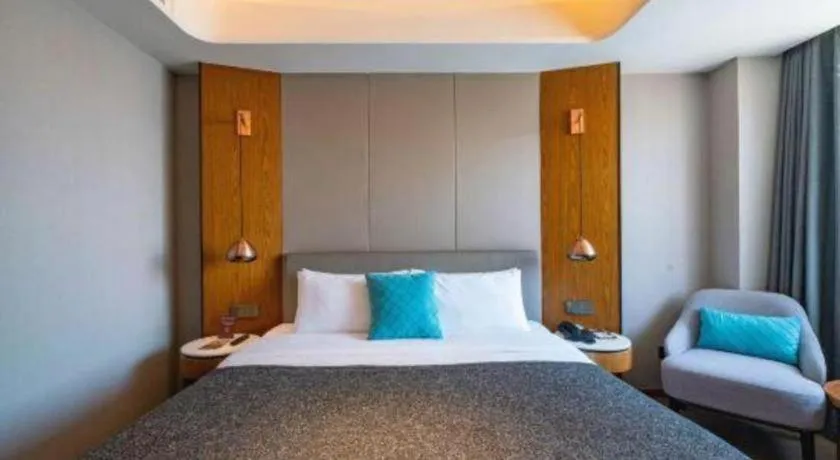 Bed in Yitel Collection Shenyang North Railway Station Metro Station