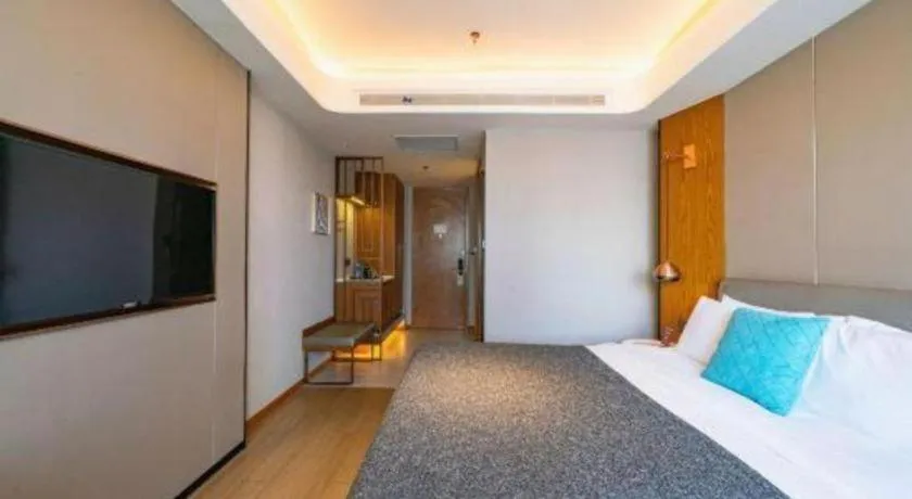 Bed in Yitel Collection Shenyang North Railway Station Metro Station