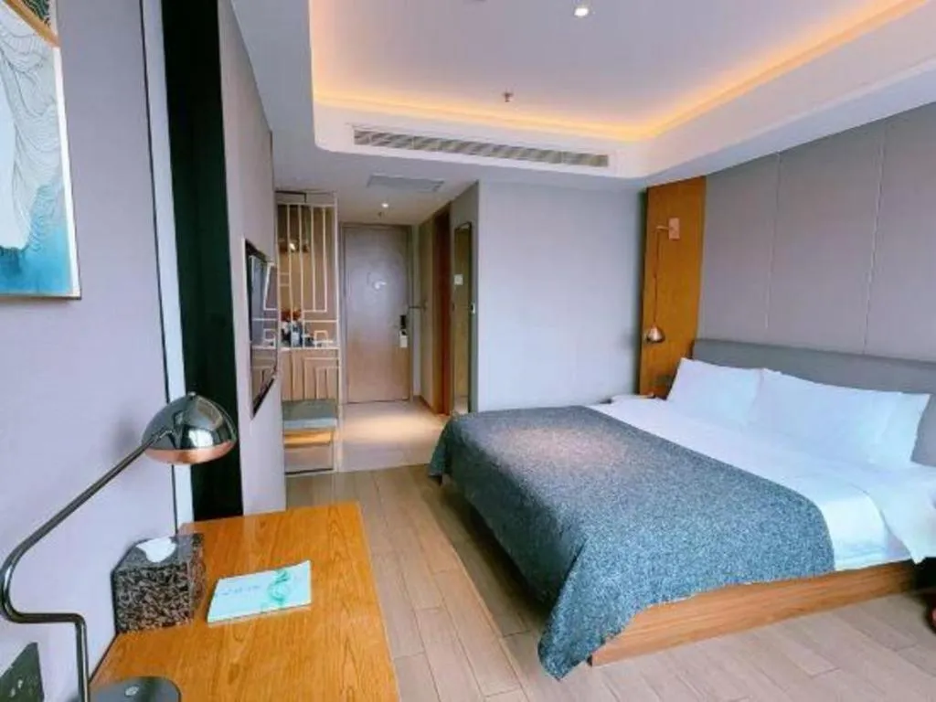 Bed in Yitel Collection Shenyang North Railway Station Metro Station