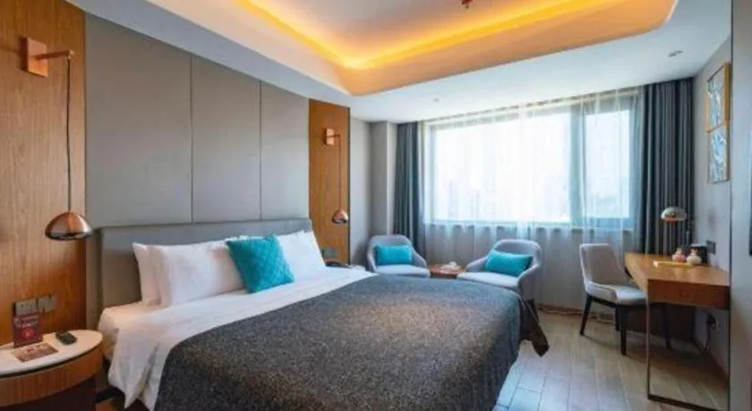 Bed in Yitel Collection Shenyang North Railway Station Metro Station