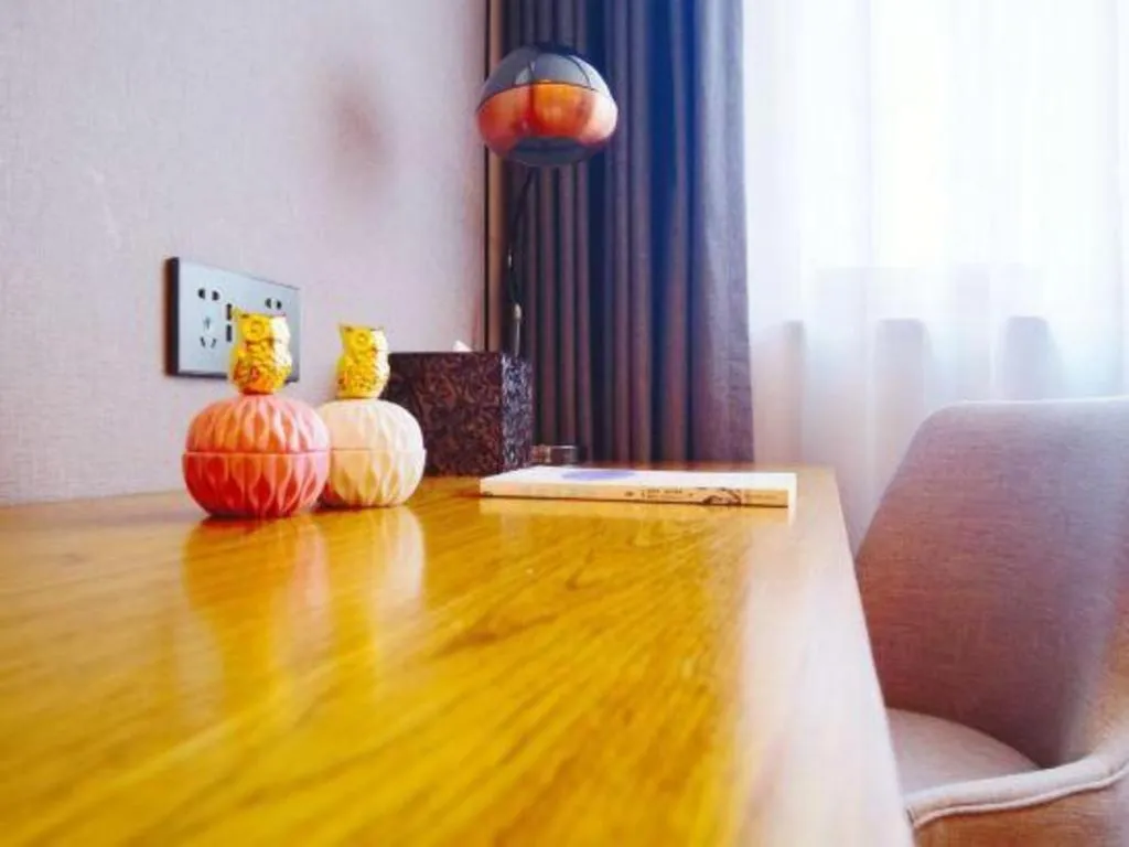 Yitel Collection Shenyang North Railway Station Metro Station