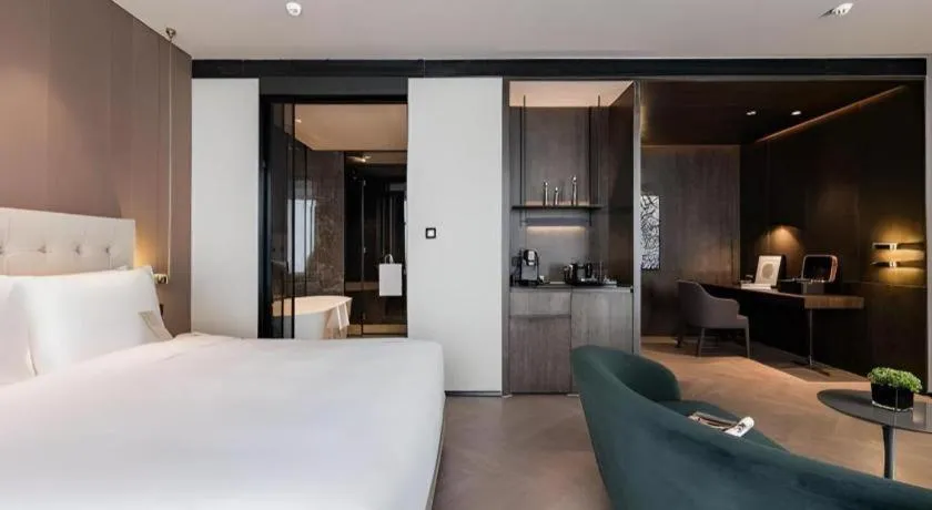 Bed in Twinkle hotel Hangzhou