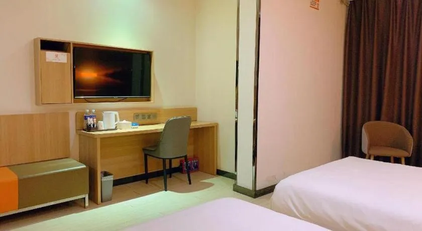 Bed in 7 Days Premium Lintao City Golden Street Shopping Plaza Branch