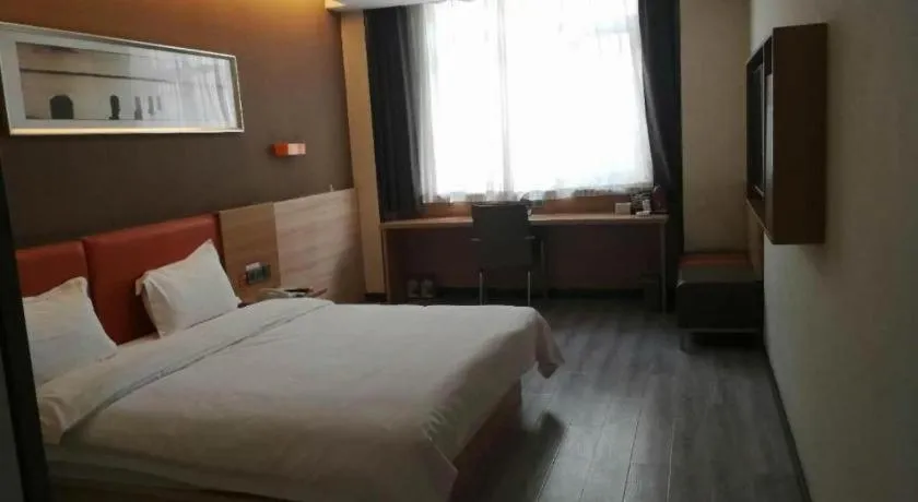 Bed in 7 Days Premium Lintao City Golden Street Shopping Plaza Branch