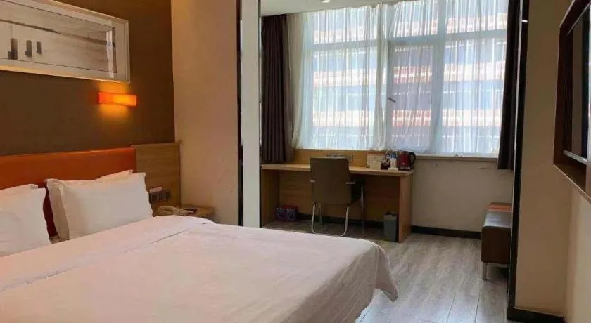 Bed in 7 Days Premium Lintao City Golden Street Shopping Plaza Branch