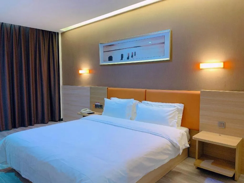 Bed in 7 Days Premium Lintao City Golden Street Shopping Plaza Branch