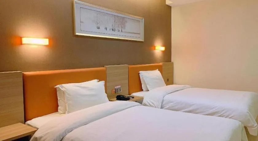 Bed in 7 Days Premium Lintao City Golden Street Shopping Plaza Branch