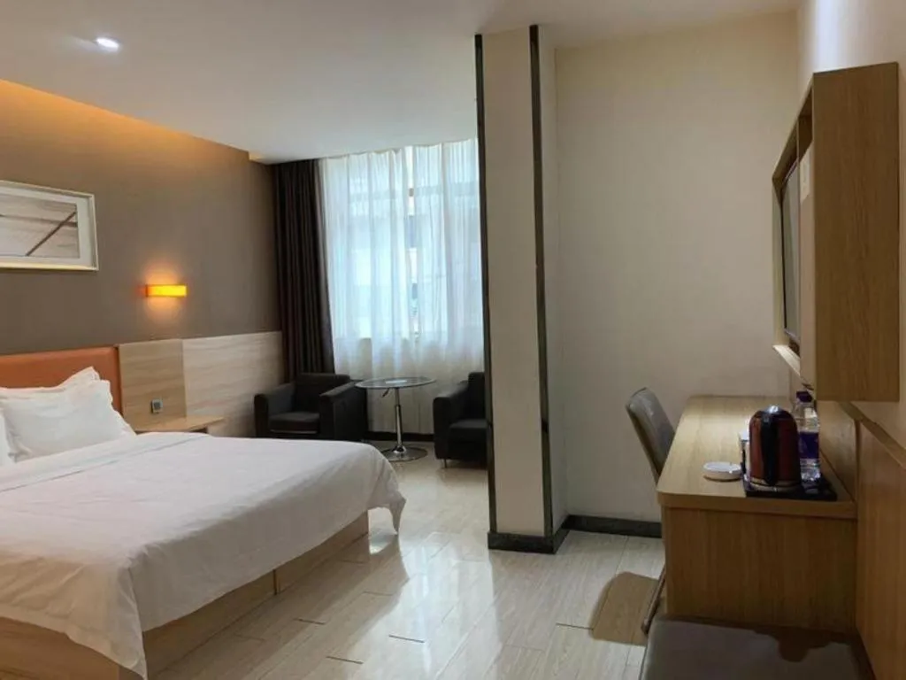 Bed in 7 Days Premium Lintao City Golden Street Shopping Plaza Branch