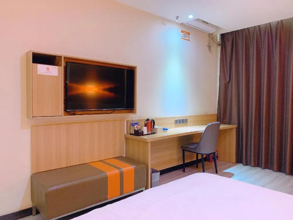 Bed in 7 Days Premium Lintao City Golden Street Shopping Plaza Branch