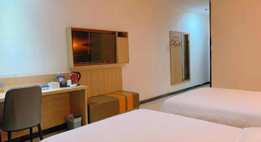 Bed in 7 Days Premium Lintao City Golden Street Shopping Plaza Branch