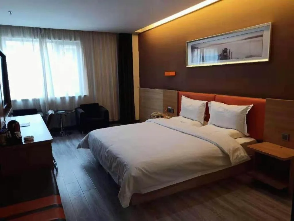 Bed in 7 Days Premium Lintao City Golden Street Shopping Plaza Branch