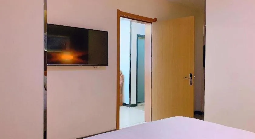 Bed in 7 Days Premium Lintao City Golden Street Shopping Plaza Branch