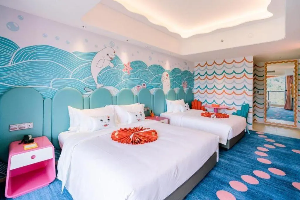 Bed in Dolphin Bay Hotel