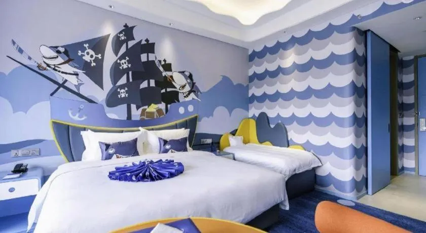 Bed in Dolphin Bay Hotel