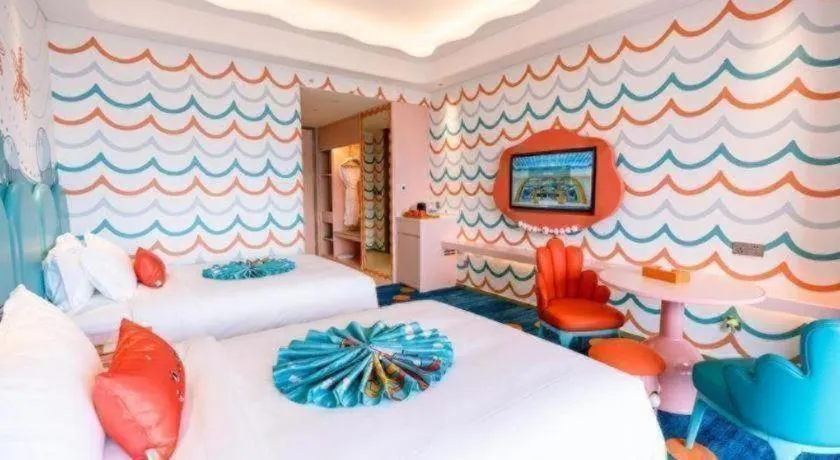 Bed in Dolphin Bay Hotel