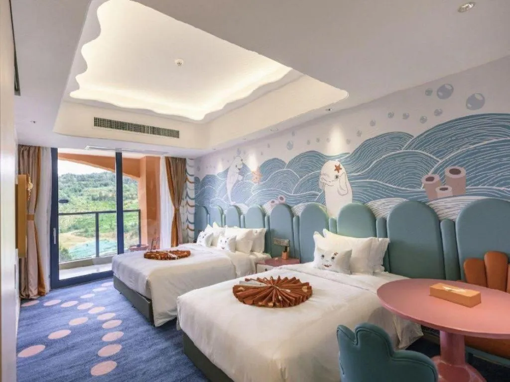 Bed in Dolphin Bay Hotel