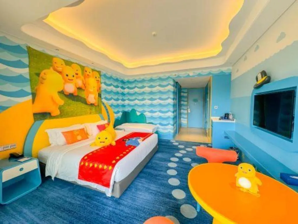 Bed in Dolphin Bay Hotel