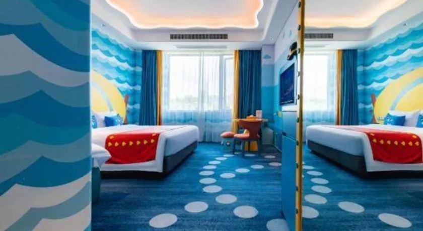 Bed in Dolphin Bay Hotel