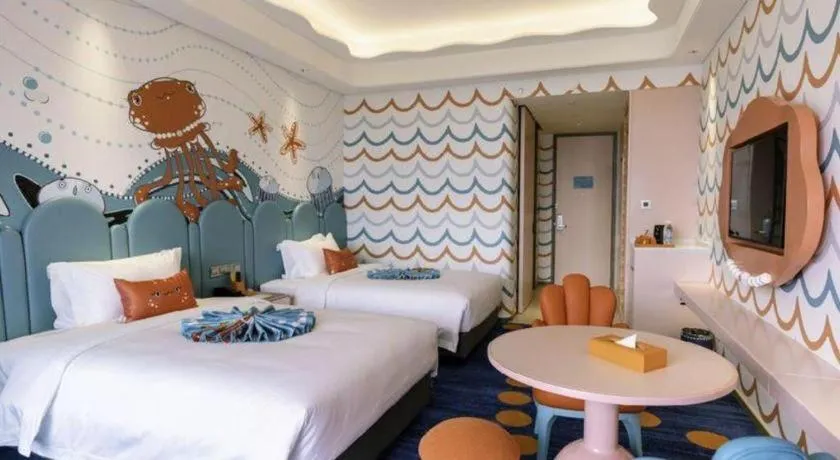 Bed in Dolphin Bay Hotel